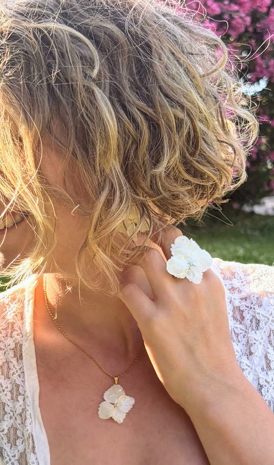 Collier "Serena" - Hortensia