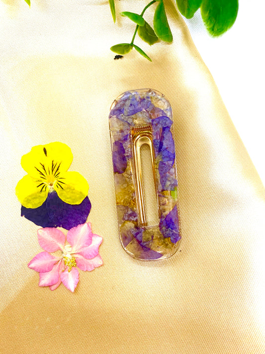 Barrette fleurie